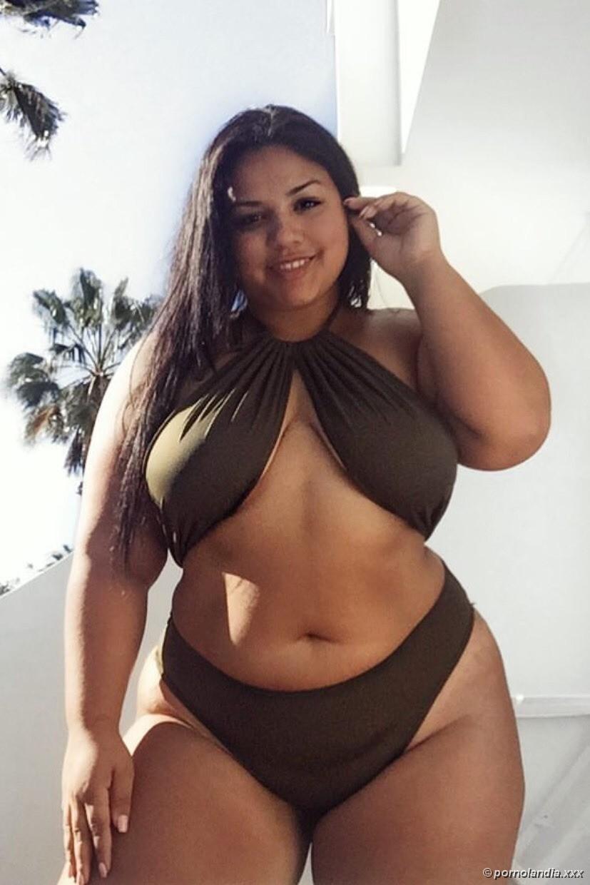 Sexy Chubby in Bold Photos - Foto 190842