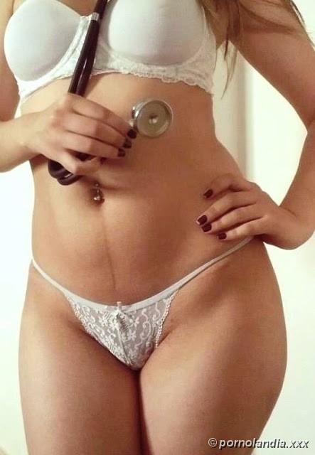 Medicina amateur tomó fotos desnudas - Foto 169703