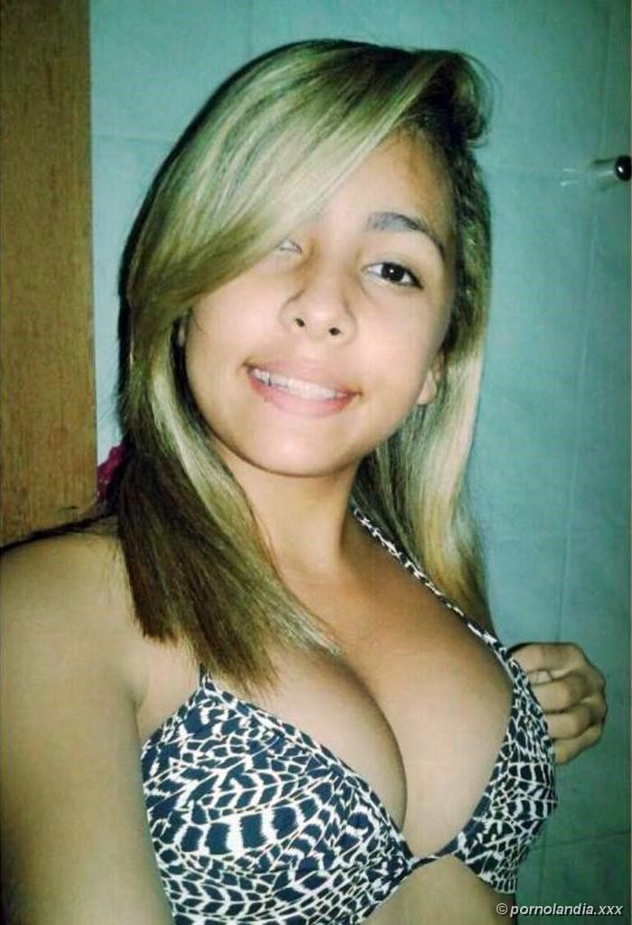 Fotos de una joven tetona que cayó en WhatsApp - Foto 145469