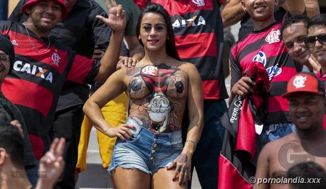 Flamengo Flamengo desnudo en el estadio cayó en la red - Foto 101827