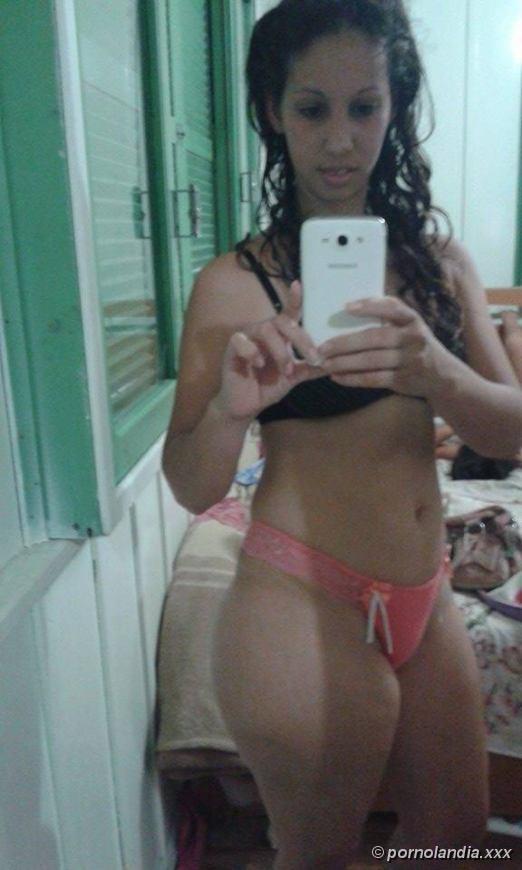 Súper caliente esta morena en fotos desnudas - foto 62000