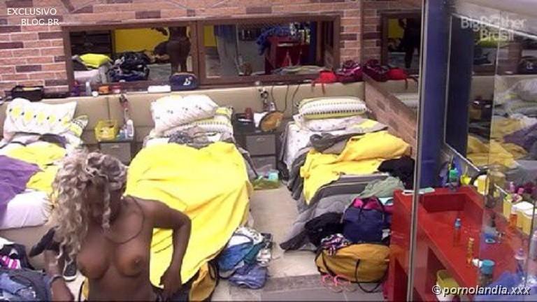 Fotografías adélia bbb16 desnuda en la casa pagando letras - foto 24778