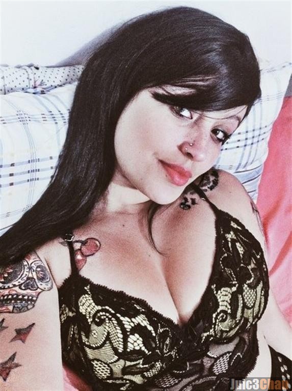 Andressa emo hermosa tatuada cayó en la red desnuda - foto 4055