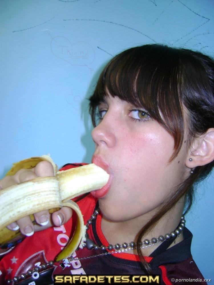 Comer Banana - Foto 32900