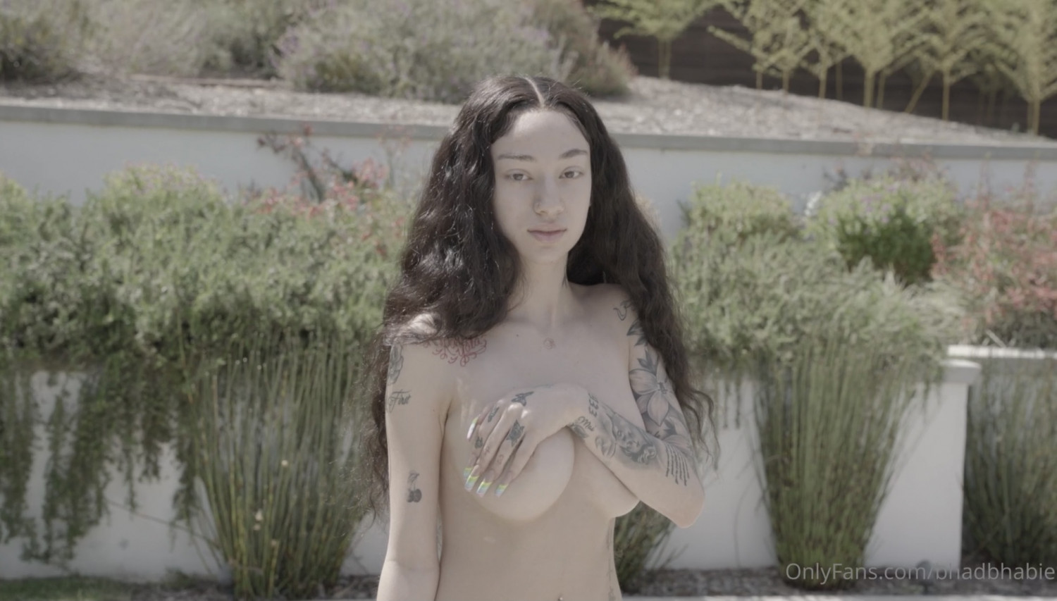 videos de Bhadbhabie topless ppv paga dm tetas grandes burlas video en Allporno