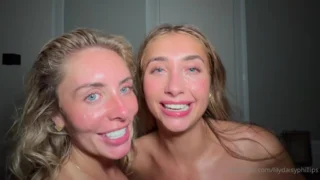 videos de Lillian Phillips Bonnie Blue 25 Estudiante Fresher Gangbang Onlyfans Video en Allporno