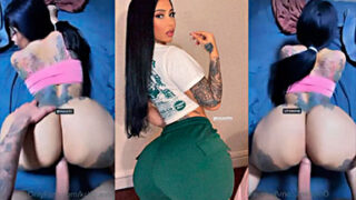 Dominicana Carmen Díaz recibiendo  pila de ñema de su chico