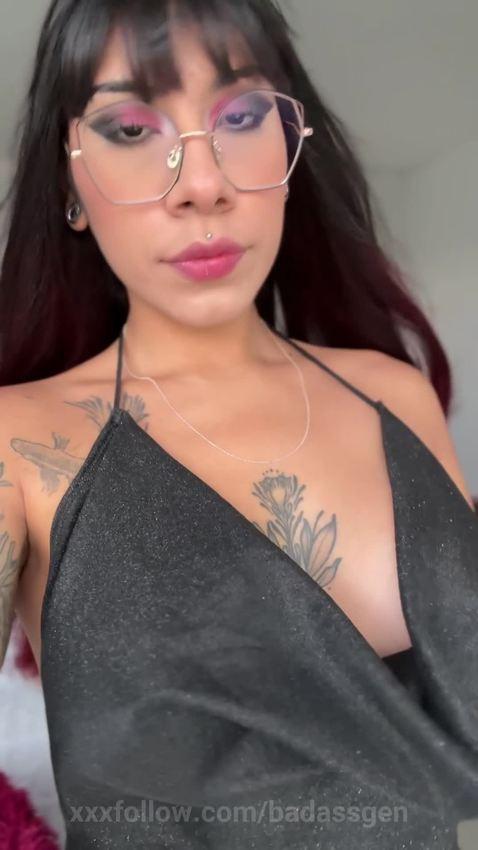 Open your mouth! 😈 Protagonizado por badassgen