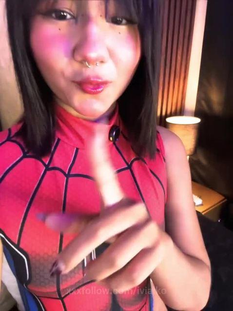 https://es.stripchat.com/Ivi_Aiko Protagonizado por iviaiko