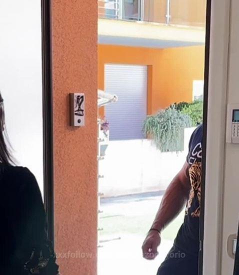 i fuck the wife of my best friend 😈full video.. Protagonizado por vincenzodavorio