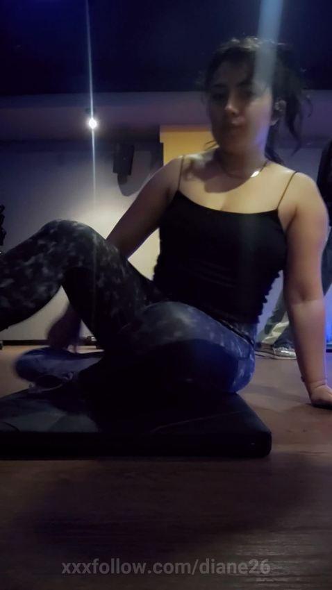 come here and make me sweat on you Protagonizado por diane26