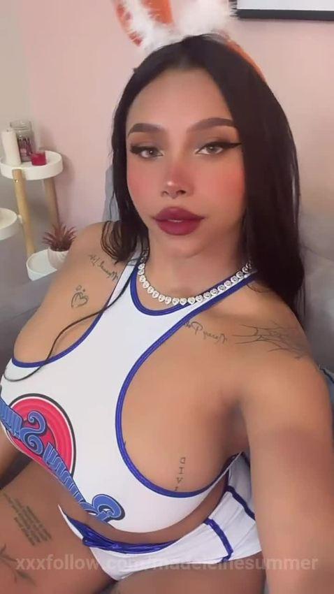 do you want to be at my super special show to.. Protagonizado por madeleinesummer