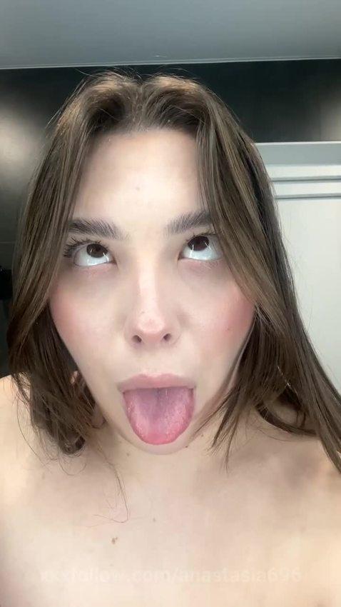 😏👀 Protagonizado por anastasia696