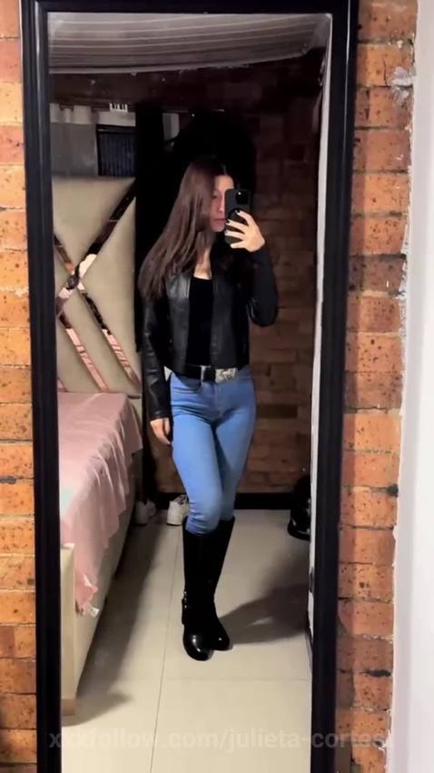 💕 It’s my special day… come spoil me a little.. Protagonizado por julieta-cortes