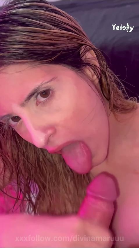 entrega intensa acción de mamada de culo gran.. Protagonizado por divinamaruuu