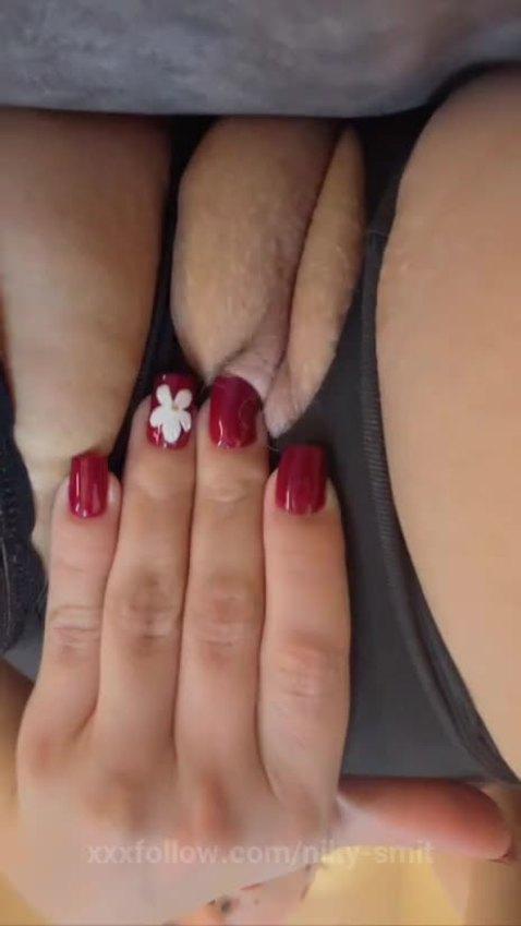 Gorgeous Latina Curves and a Mischievous Ener.. Protagonizado por niky-smit